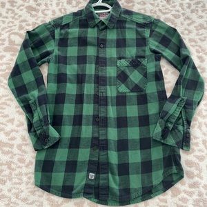 Aritzia TNA Boyfriend Green plaid Flannel